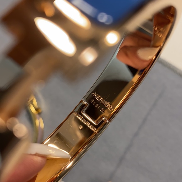 ❗️SOLD❗️Hermès Clic-H Bracelet - Blue Rose Gold - Picture 6 of 7